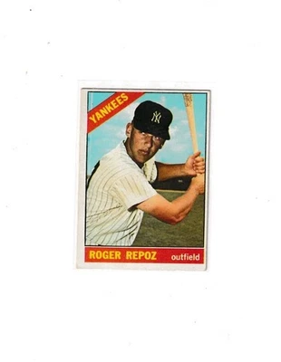 1966  Topps #138 Roger Repoz NM+ Condition Combined Shipping Available  - Image 1 of 2