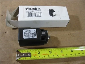 Pizzato FR 501 Position Limit Switch 3A 400V IP 67 AC15 FR501 - Picture 1 of 7