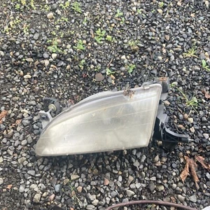 1998 1999 2000 Toyota Corolla Front Left Driver Side Head Light Headlight Lamp O - Picture 1 of 3