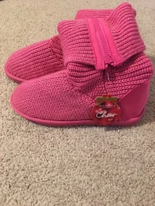 Girls Sonoma sweater boots size 5 hot pink with silver. - Picture 1 of 4