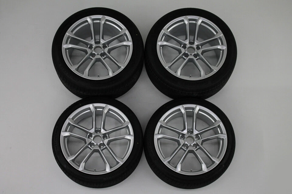 Original Audi R8 4S Alufelgen Felgen Sommerreifen Sommerräder 19 Zoll 4S0601025S - Bild 1 von 1