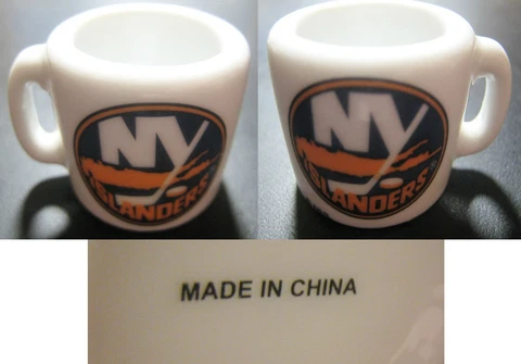 NEW YORK ISLANDERS NHL HOCKEY OLD MINI MUG #2 Cover