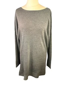 United Colors of Benetton Women's Long Grey Knit Sweater Sz S Acrylic Round Neck - Picture 1 of 7
