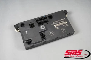 06-11 Módulo de control de puerta delantera derecha Mercedes W219 CLS550 CLS63 AMG RH OEM - Imagen 1 de 8