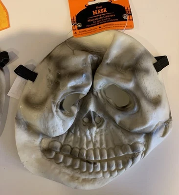 Skeleton Face Mask Halloween Costume Ages 8+ - Image 1 of 2