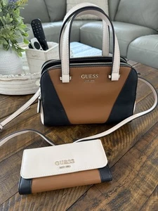 Guess Shawna Cali Conjac Multi Handbag Satchel w/ Wallet Used Once Excellent - Picture 1 of 14