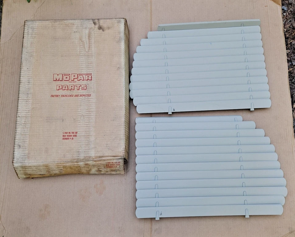 Plymouth Special Deluxe P20 1950 nuevo en stock MoPar paquete de sombra de ventilación de ventana trasera Foto 1 de 4