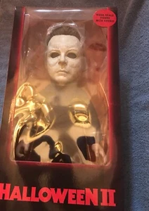Mezco MDS Mega Scale - Halloween II (1981) - Michael Myers 15" Figur Brandneu - Bild 1 von 13