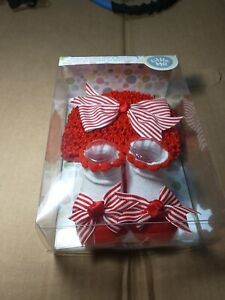 NWT New N Box..Fancy Crochet Hat And Booties Baby Little Me
