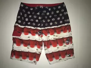 Herren O'Neill Bier Pong Boardshorts Größe 33 rot weiß blau Flagge rot Solo Tasse - Bild 1 von 7