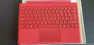 Microsoft Surface Type Cover Pro 4 Red, AZERTY Layout Model QC7-00020 - Picture 1 of 3