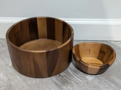 Ensaladera de bambú Lipper International y bandeja de aperitivos de bambú Foto 1 de 3