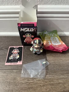POPMART MEGA SPACE MOLLY 100% Serie 3 Mini Figure Giocattolo - Graffiti SCATOLA CONFERMATA - Foto 1 di 5