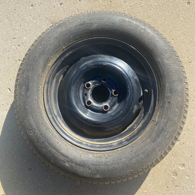 Neumático de repuesto Volvo 240 como nuevo usado Donut 242 244 245 740 940 Foto 1 de 4