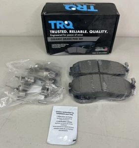 TRQ BFA73084 Disc Brake Pads With Clips A Set Of 4 BRAND NEW SEALED - Picture 1 of 6