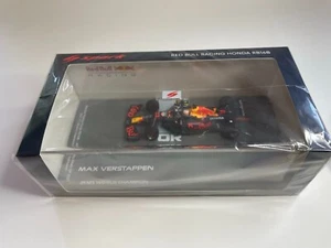 RED BULL RB16B ABU DHABI 2021 SPECIAL 1/43rd model by SPARK S7861 MAX VERSTAPPEN - Picture 1 of 9