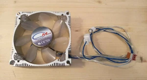 COOLERMATE VARIABLER LÜFTER (80 X 80 X 25) / BLAUE LEDS / ALUMINIUMGEHÄUSE - Bild 1 von 2