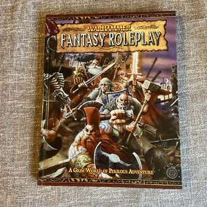 Warhammer Fantasy Rollenspiel Regelbuch von Ronin - Eine düstere Welt gefährlicher... - Bild 1 von 14