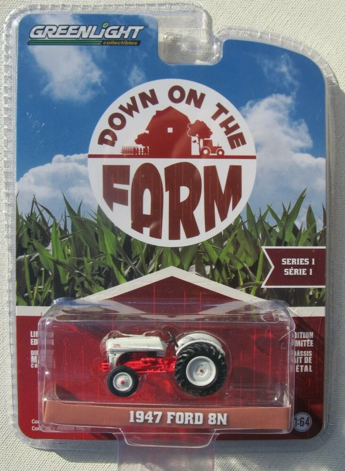 GREENLIGHT 2018 SERIES 1 DOWN ON THE FARM 1947 FORD 8N TRACTOR RED & WHITE - Image 1 of 1
