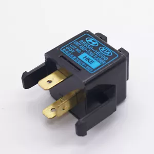 2PCS 95550-1E000 Turn Signal Flasher Relay 3 Pin For Hyundai KIA - Picture 1 of 4