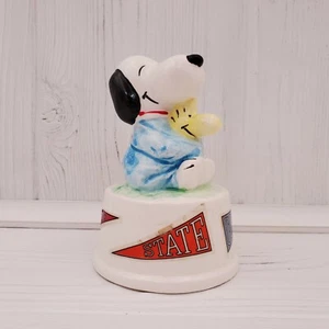  Caja de música vintage Aviva Peanuts cerámica Snoopy Woodstock universidad universitaria - Imagen 1 de 10