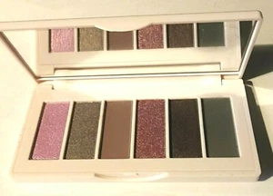 Coloured Raine Six Lidschattenpaletten - Variationen ansehen - Bild 1 von 6