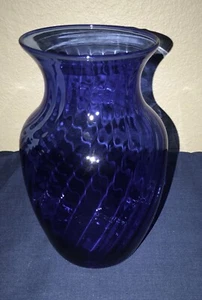 COBALT BLUE IMPERIAL CO SWIRL 8” Vase - Picture 1 of 2