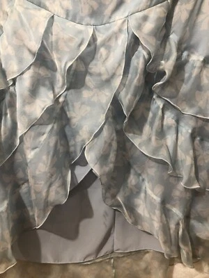 Falda de seda VALENTINO con volantes forrada talla 44 - 8 etiquetas azul y blanco Foto 1 de 4