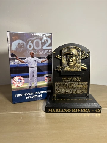 2019 New York Yankees MARIANO RIVERA SGA Hall of Fame Replica ￼Plaque Closer Cover