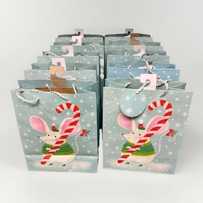 Lote de 10 Bolsas de Regalo Sello Navidad Ratón Bastón de Caramelo 8"x10”x4” Etiqueta y Asas Foto 1 de 3
