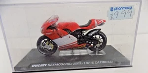 RED DUCATI DESMOSEDICI 2003 - LORIS CAPIROSSI - Picture 1 of 2
