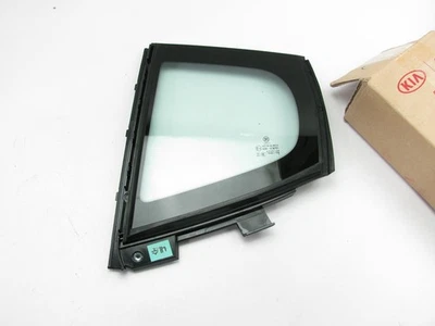 NOVO - Vidro de canto fixo traseiro esquerdo OEM 83570J5010 para 2018-2023 Kia Stinger - Imagem 1 de 3