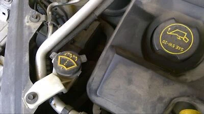 Used Washer Fluid Reservoir fits: 2006 Lincoln Zephyr  Grade A Foto 1 de 4