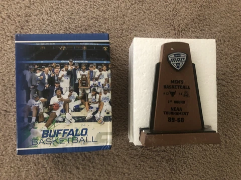 MAC 2018 Tournament Champion Trophy UB BUFFALO BOBBLEHEAD SGA GiveAway NCAA RARE Cover