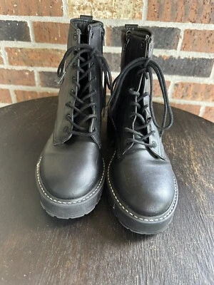 Bota de Combate Madden Girl Feminina Carra, Preta Paris, Tamanho 8 - Imagem 1 de 4