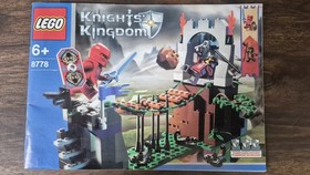 LEGO 8778 Knights Kingdom Border Ambush 100% Complete W/ Instructions