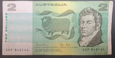 (1982) Australia 2 Dollars P43d KDP846144  sigs Johnston-Stone. - Image 1 of 2