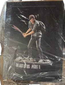 The Last Of Us Part 2 - Ellie With Machete Statue Store NEW - Picture 1 of 3