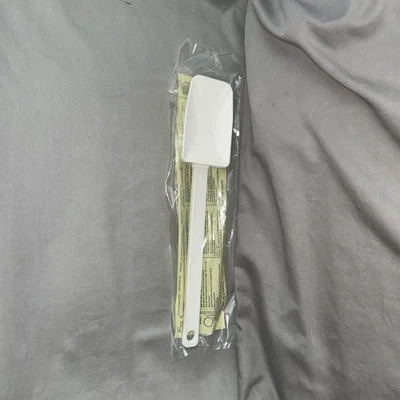 Pampered Chef Mix n Scraper #1657 New 12.25 Inches Silicone Head  White - Image 1 of 4