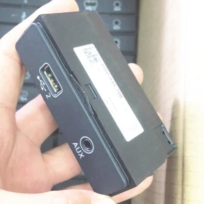 OE Center Console USB/AUX-IN Socket Port for Audi A4 B9 S4 A5 S5 Q5 SQ5 2018-21 - Image 1 of 2