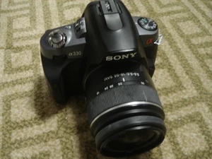 Schöne Sony α (alpha) A330 10 MP Digital SLR DSLR Kamera + 18-55mm Objektiv - Bild 1 von 1