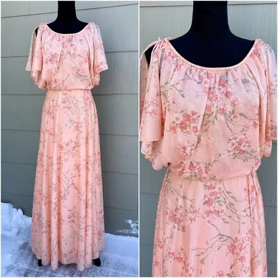 Maxi Vestido Línea A Capa Floral Melocotón Hecho en Unión Años 70 con Mangas y Corbatas Acampanadas Foto 1 de 4