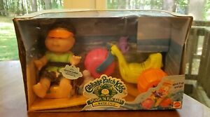 1997 cabbage patch kids doll splash " N fun baby with water cycle NIB