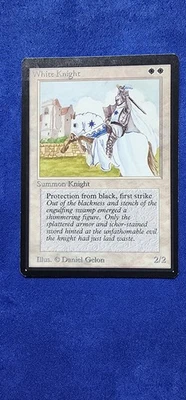 MTG Beta White Knight in NM Condition - Image 1 of 4