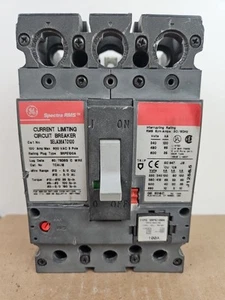 GE 100 AMP CIRCUIT BREAKER 3 POLE 600 VAC SELA36AT0100 - Picture 1 of 6