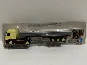 ITALERI Volvo FH12 semi-trailer 1:87 H0 Plástic truck model - Picture 1 of 1