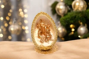 Handarbeit Vintage beflocktes Ei Krippe Diorama Christbaumschmuck mit Sockel - Bild 1 von 10