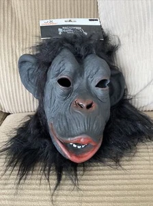 Way to Celebrate! Gorilla Full Face Mask Halloween Realistic One Size Latex - Picture 1 of 10