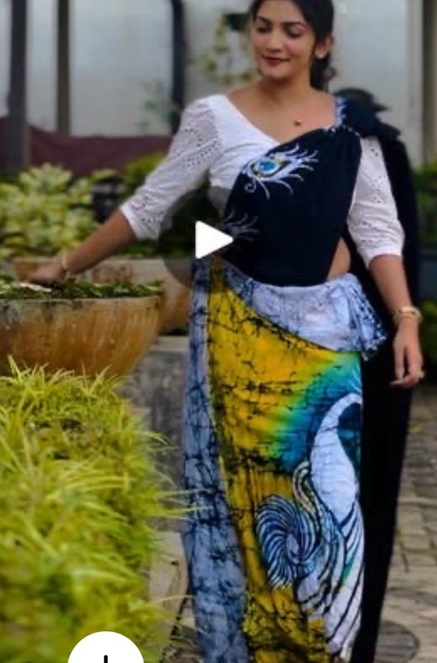 sari bathik Foto 1 de 1