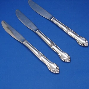 Ekco EKS35 Stainless 3 KNIFE DINNER Knives Lot Flatware Korea - Picture 1 of 7